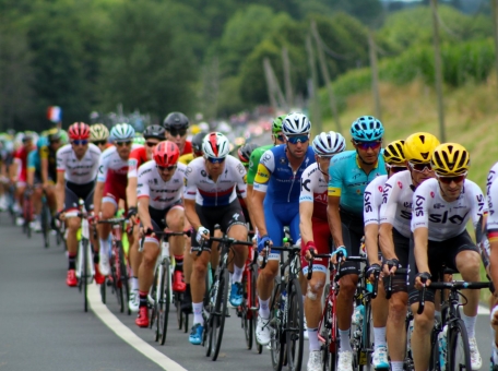 velosipedisty-uzbekistana-vpervye-zavoevali-chetyre-licenzii-na-olimpiyskie-igry