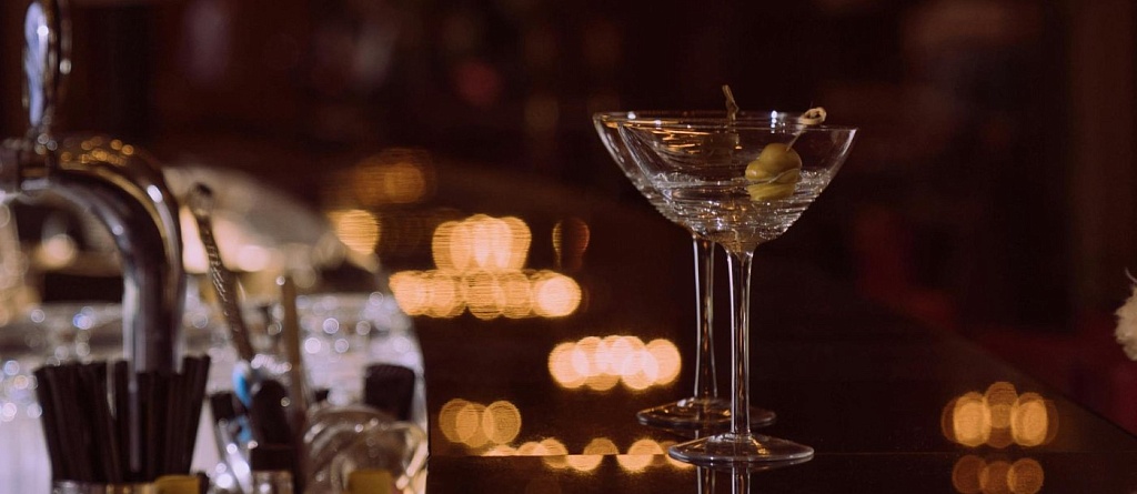 Самые стильные бары Баку для вечерних встреч этой весной