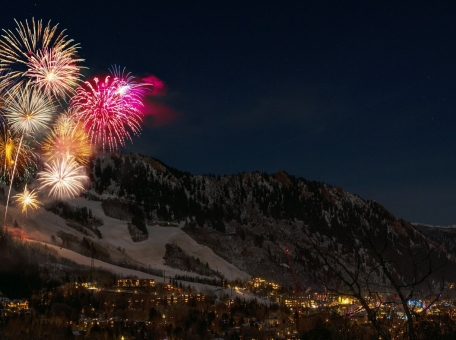 where-to-celebrate-the-new-year-the-most-atmospheric-hotels-in-central-asia