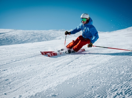 skiing-snowboards-and-equipment-where-to-buy-or-rent-mountain-ski-gear-in-bishkek