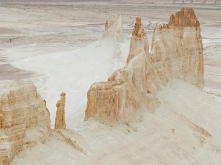 10-most-scenic-nature-reserves-and-national-parks-in-kazakhstan-worth-visiting