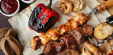 Street food of Central Asia: a wealth of flavors and traditions