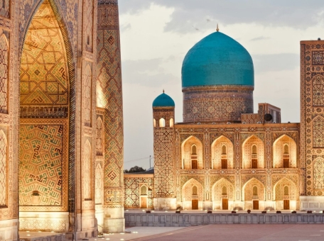 international-tourism-academy-in-samarkand-launches-a-hospitality-management-program-in-collaboration-with-les-roches