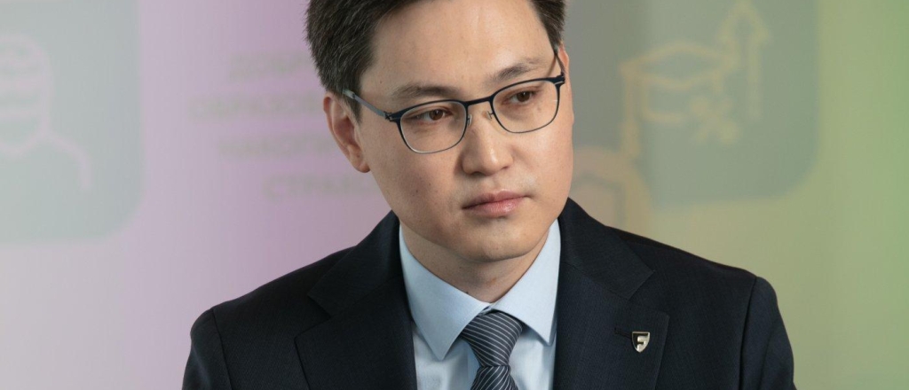 ceo-freedom-insurance-o-tom-kakie-principy-pomogayut-postroit-kar-eru-i-kak-molodomu-specialistu-stat-rukovoditelem
