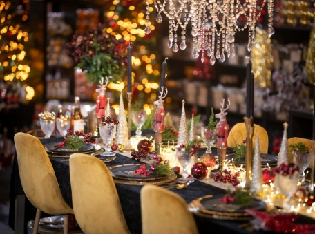 gde-iskat-novogodnee-nastroenie-v-astane-10-zavedeniy-v-prazdnichnym-oformleniem