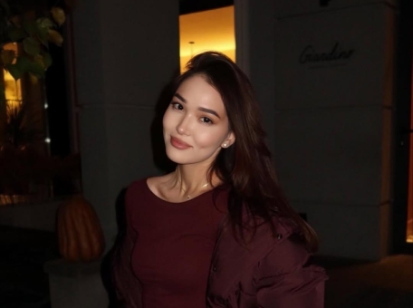 ayyma-bekbolieva-o-trudnostyah-podderzhke-auditorii-i-realiyah-blogerskoy-industrii