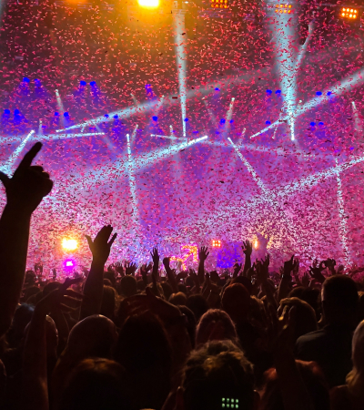 Ed Sheeran, Coldplay, The Weeknd и еще 9 артистов, чьи концертные туры в  2023 году мы ждем | Искусство на WEproject