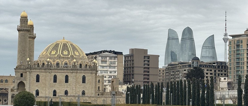 gde-gulyat-v-baku-vecherom-samye-zhivopisnye-lokacii-goroda