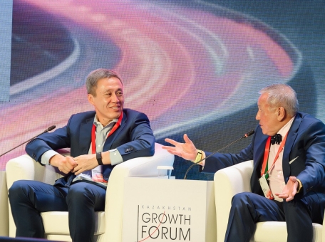 biznes-buduschego-nachinaetsya-s-klienta-chto-budet-na-kazakhstan-growth-forum-2025