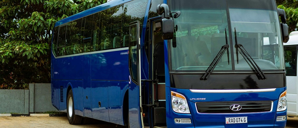 mezhdu-dushanbe-i-tashkentom-zapustili-regulyarnye-avtobusnye-reysy