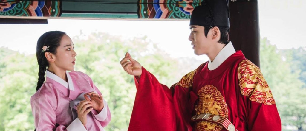 alye-serdca-kore-koroleva-chorin-i-esche-8-doram-pro-puteshestviya-vo-vremeni