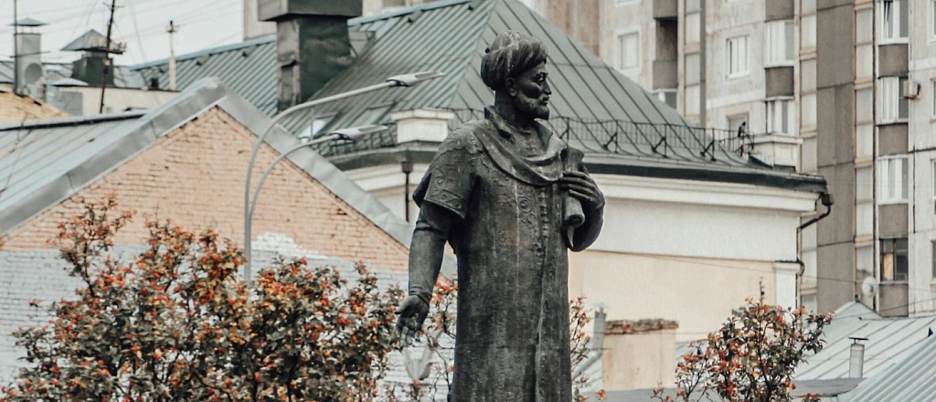 literary-stars-of-central-asia-who-they-are-and-why-everyone-talks-about-them