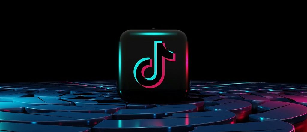 tiktok-rasshiryaet-nabor-reklamnyh-instrumentov-s-generativnym-ii-dlya-wpp-i-adobe