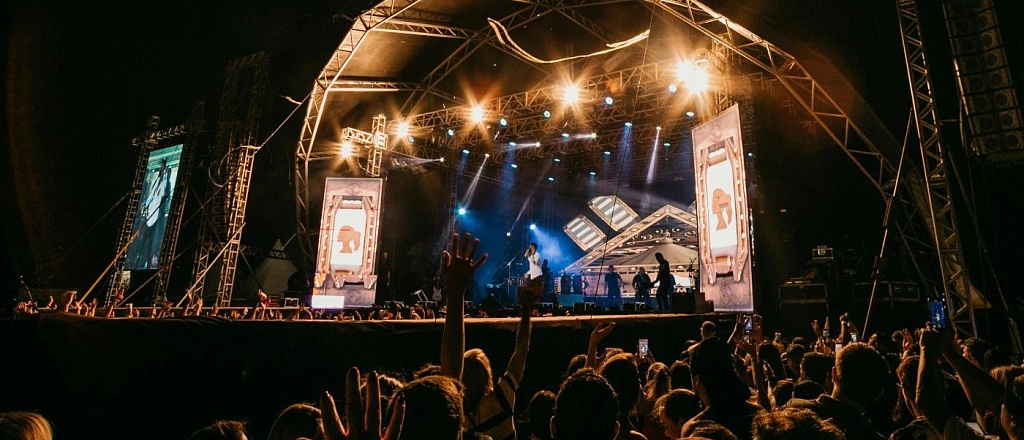 garri-staylz-vozvraschaetsya-s-novym-al-bomom-reliz-uzhe-6-marta