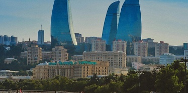 10 best observation decks in Baku: where to watch the sunset with a sea view
