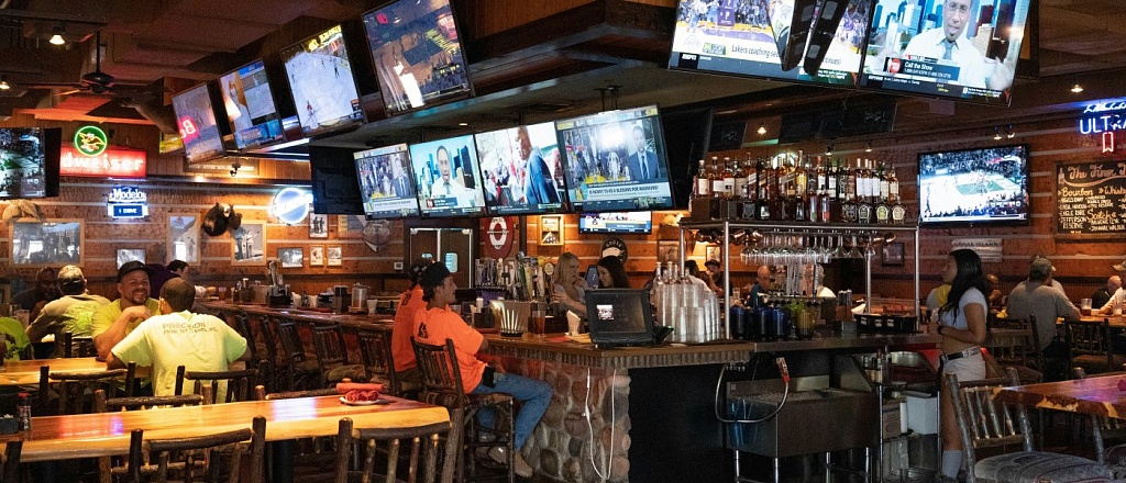 6-pabov-i-barov-v-tashkente-gde-mozhno-posmotret-futbol-i-otdohnut-s-druz-yami