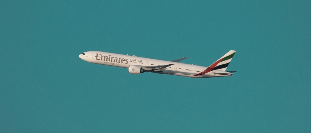 somon-eyr-vozobnovlyaet-reysy-dushanbe-dubay