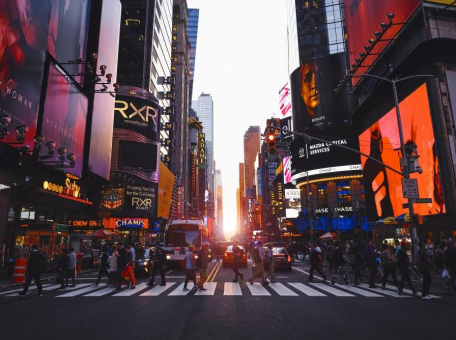 n-yu-york-i-singapur-stali-samymi-dorogimi-gorodami-v-2022-godu