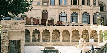 What makes Baku attractive: 7 interesting facts about the capital of Azerbaijan