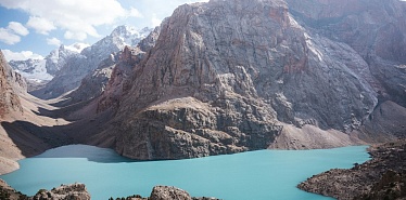 10 лучших маршрутов для хайкинга и треккинга в Таджикистане