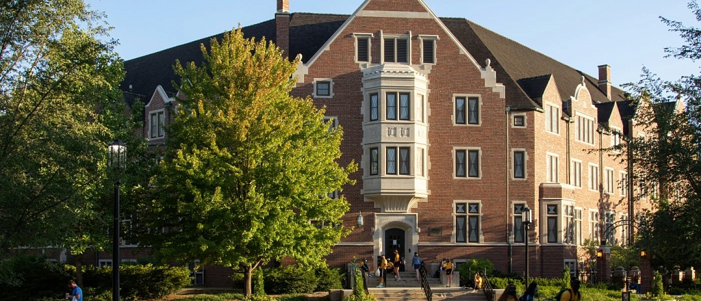 how-to-get-into-the-ivy-league-offline-meetup-with-a-yale-graduate