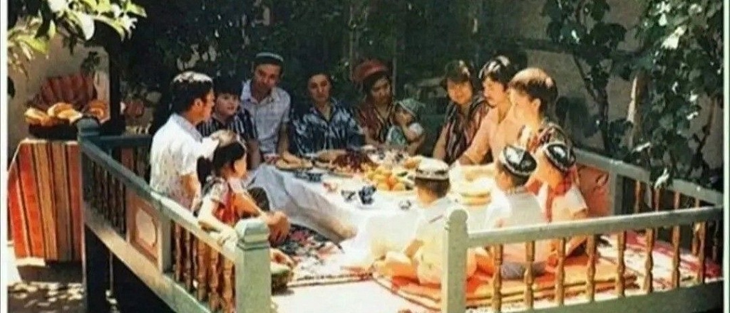 samye-krasivye-uzbekskie-tradicii-kotorye-peredayutsya-iz-pokoleniya-v-pokolenie