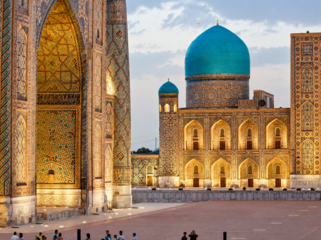 uzbekistan-voshel-v-top-5-stran-mira-po-tempam-rosta-turisticheskogo-potoka