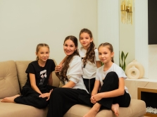 otcy-i-deti-zarina-yadgarova-i-ee-docheri-o-semeynyh-tradiciyah-sovmestnyh-uvlecheniyah-i-pravilah-vzaimootnosheniy
