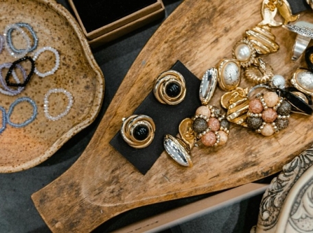 15-local-tashkent-brands-jewelry-fashion-and-art-by-local-creators