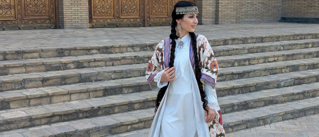traditional-clothing-of-central-asian-countries-an-overview-of-cultural-traditions