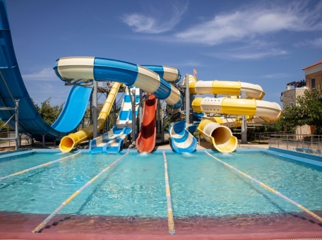 aquapark-kuli-dushanbe-stoimost-grafik-raboty-i-chto-vas-zhdet