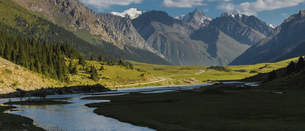 slow-travel-marshrut-po-kyrgyzstanu-ot-ala-archi-do-kan-ona-skazka