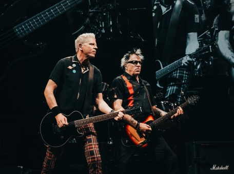 the-offspring-stanut-glavnymi-zvezdami-final-nogo-dnya-festivalya-park-live-almaty