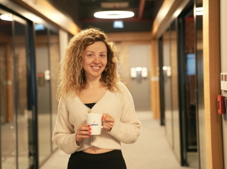 kak-nahodit-loyal-nyh-sotrudnikov-v-komandu-i-pochemu-kandidaty-vybirayut-ne-vakansii-a-brend