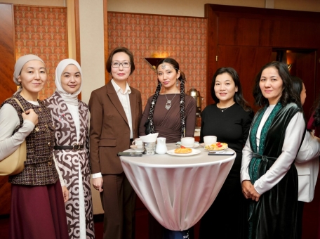 v-almaty-proshel-mezhdunarodnyy-sammit-akademii-zhenskogo-predprinimatel-stva-awe