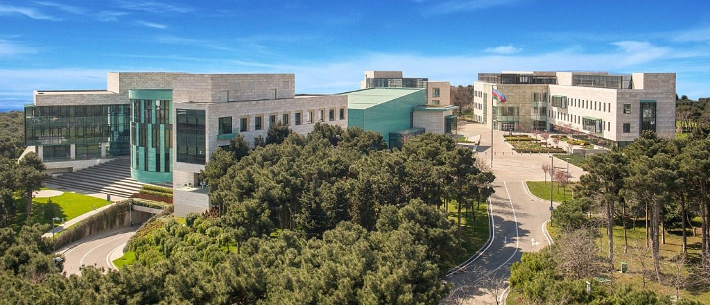 how-to-apply-to-ada-university-interview-with-an-admissions-officer