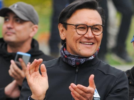 eduard-kubatov-pervyy-kyrgyz-na-evereste-o-svoih-cennostyah-aktivnom-obraze-zhizni-i-obschestvennoy-deyatel-nosti