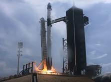 spacex-zapustit-pervyy-plavuchiy-kosmodrom-v-2022-godu