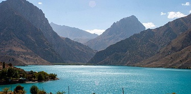 Варзобское ущелье: водопад, горячие источники и купание в 30 минутах от Душанбе