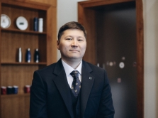 direktor-harmony-global-school-dostan-segizbaev-o-tom-kakim-dolzhno-byt-effektivnoe-obuchenie