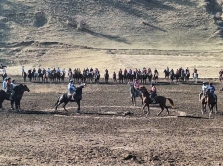 v-oshskoy-oblasti-otkryli-novyy-ippodrom