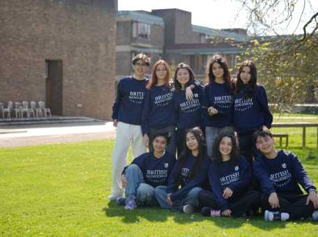 chem-otlichaetsya-ucheba-v-british-management-university-britanskie-programmy-dva-diploma-i-poezdki-v-velikobritaniyu