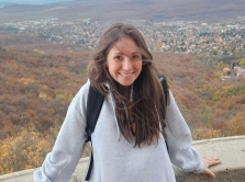 nashi-v-mire-kak-posle-10-let-v-marketinge-prodolzhit-uchebu-v-budapeshte-i-sovmeschat-ee-s-rabotoy