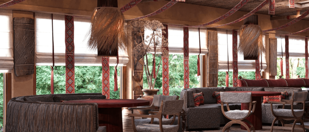ne-prosto-otel-i-restoran-yurta-kak-manifest-kochevogo-duha