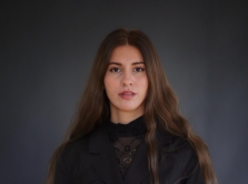 zhenskoe-delo-dil-dora-saidmuradova-o-tom-kak-blagodarya-blogu-otkryla-digital-agentstvo-v-germanii