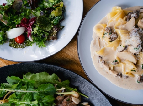 kuda-svodit-mamu-na-8-marta-v-tashkente-10-otlichnyh-zavedeniy-goroda