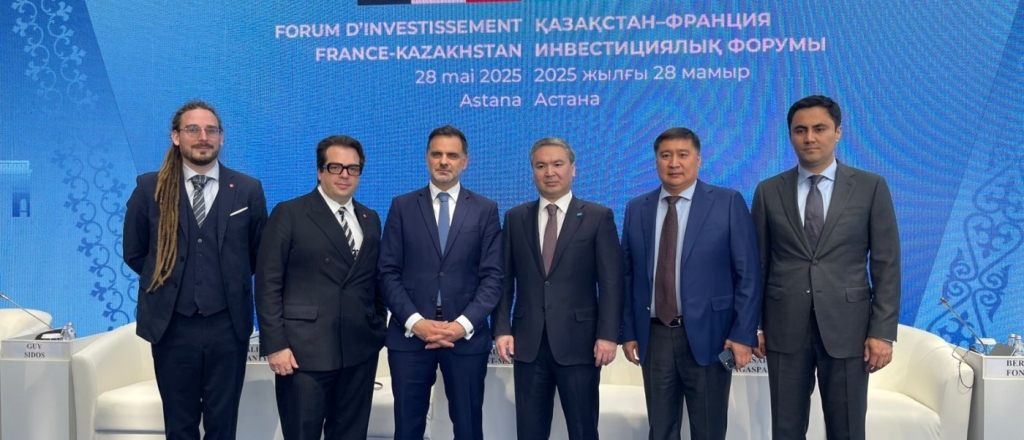 qazcloud-i-clever-cloud-podpisali-memorandum-o-sotrudnichestve-na-kazahstansko-francuzskom-investicionnom-forume