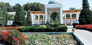 10 main national traditions in Tajikistan: weddings, music and dances