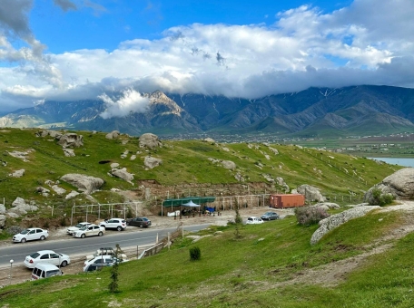 top-hiking-trails-in-uzbekistan-explore-the-best-mountain-routes