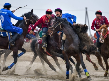 kem-gordilis-kyrgyzstancy-v-2025-godu-yarkie-dostizheniya-v-sporte-kul-ture-obrazovanii-i-tehnologiyah